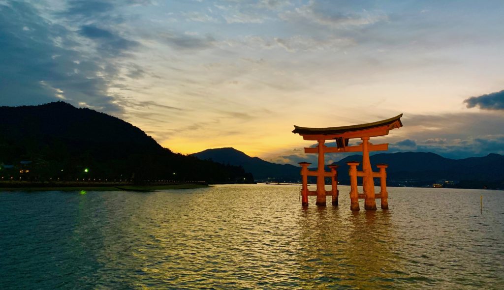 海に囲まれた遺産 厳島神社 モンサンミッシェル 世界遺産検定を取得するブログ